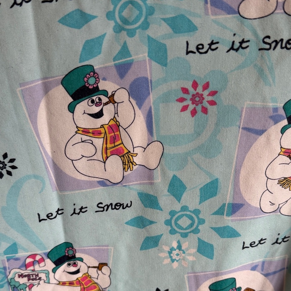 Frosty the Snowman Print Scrub Top - Picture 4 of 4